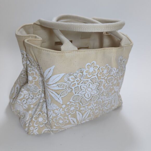 Oscar de la Renta Tote Bag Purse Neiman Marcus Target Floral Lace Canvas Flaw - Picture 1 of 16